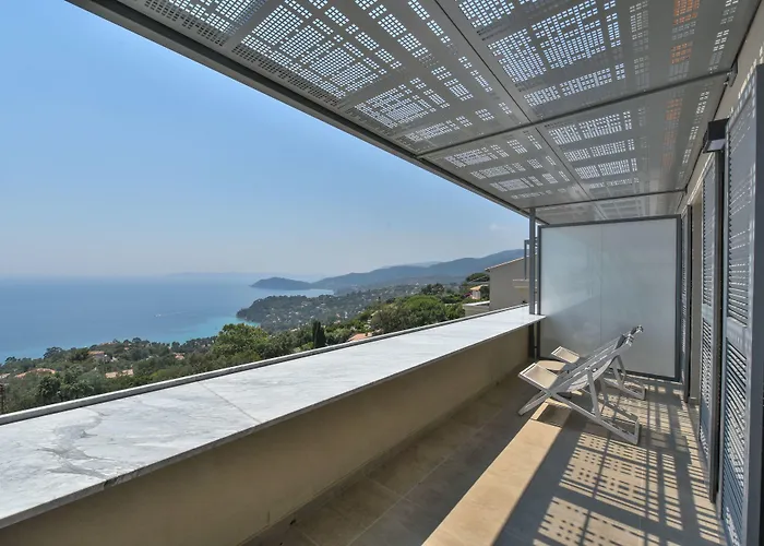 La Douce 4* Le Rayol-Canadel-sur-Mer