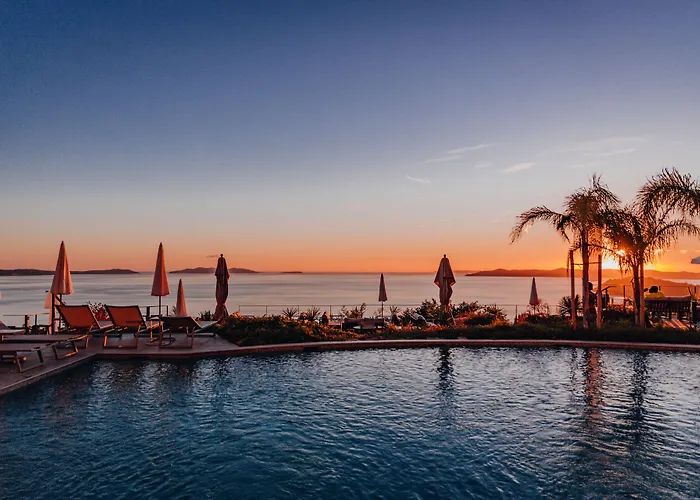 La Douce Otel Le Rayol-Canadel-sur-Mer