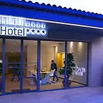 ホテル La Douce 4*