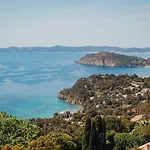 ホテル La Douce Le Rayol-Canadel-sur-Mer