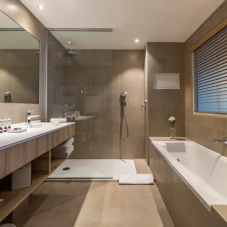 La Douce Hotell Le Rayol-Canadel-sur-Mer