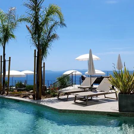 Hotell La Douce Le Rayol-Canadel-sur-Mer