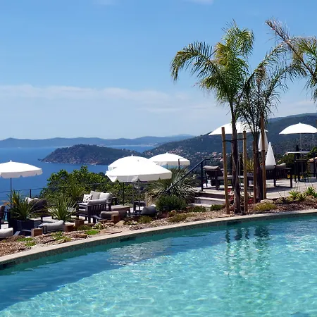 La Douce Hotell Le Rayol-Canadel-sur-Mer