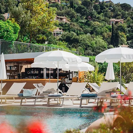 La Douce Hotell 4*