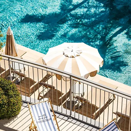 Hotel La Douce 4*