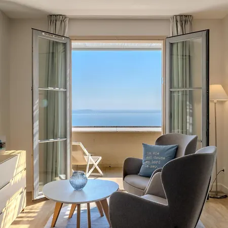 La Douce 4* Rayol-Canadel-sur-Mer