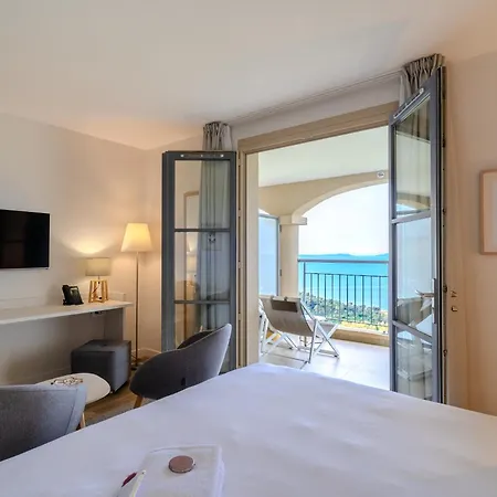 La Douce Szálloda 4*