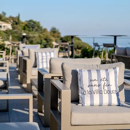 La Douce Hotell Le Rayol-Canadel-sur-Mer