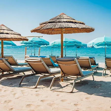 La Douce فندق Le Rayol-Canadel-sur-Mer