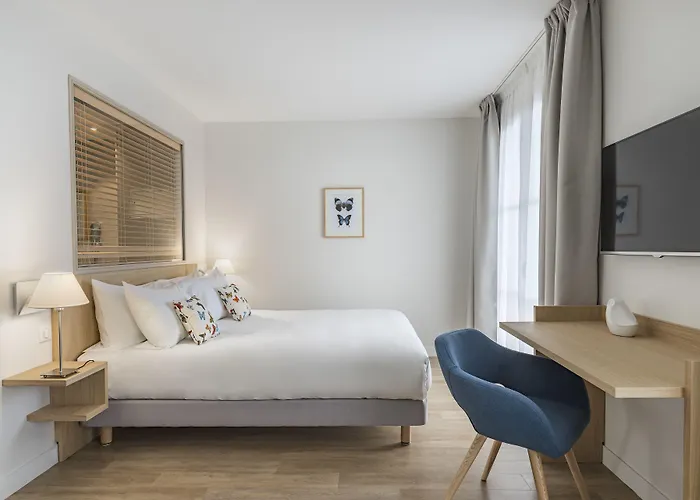 La Douce Rayol-Canadel-sur-Mer