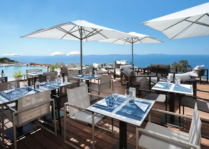 La Douce Rayol-Canadel-sur-Mer